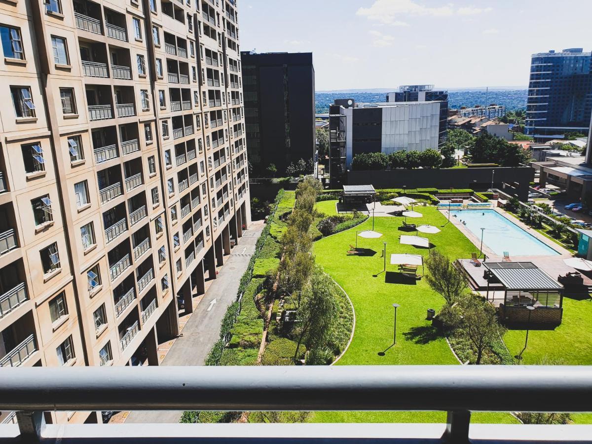 Westpoint Sandton Apartments جوهانسبورغ المظهر الخارجي الصورة
